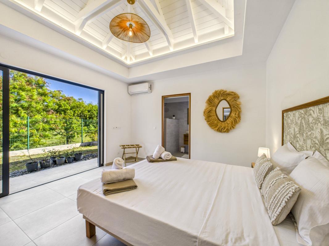 22.Location Villa piscine Saint François Guadeloupe_Chambre 1